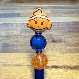 Disney Munchlings Nemo beaded pen